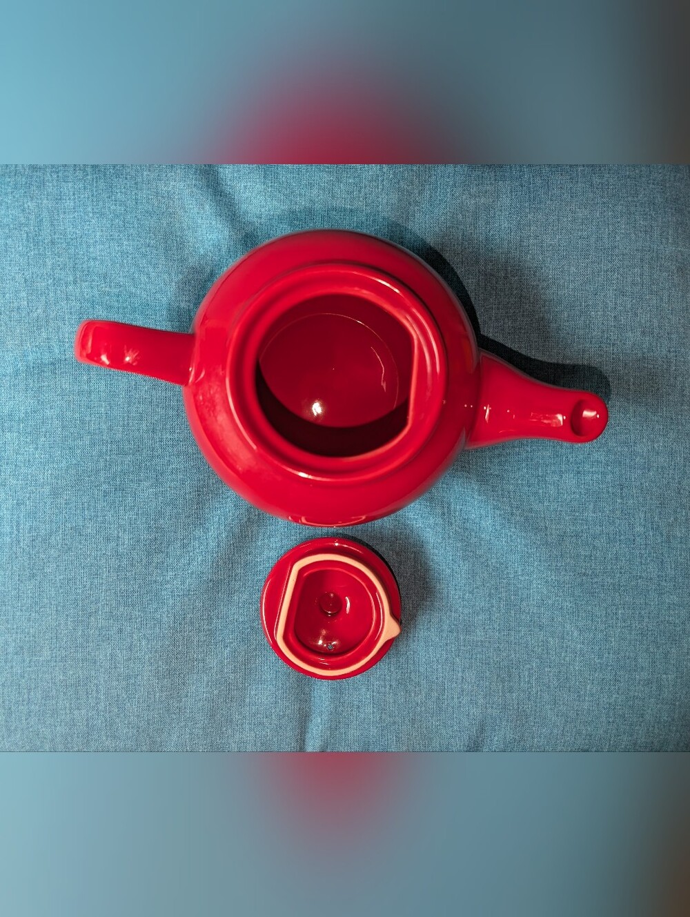 Red Teapot - Picture 3 of 3